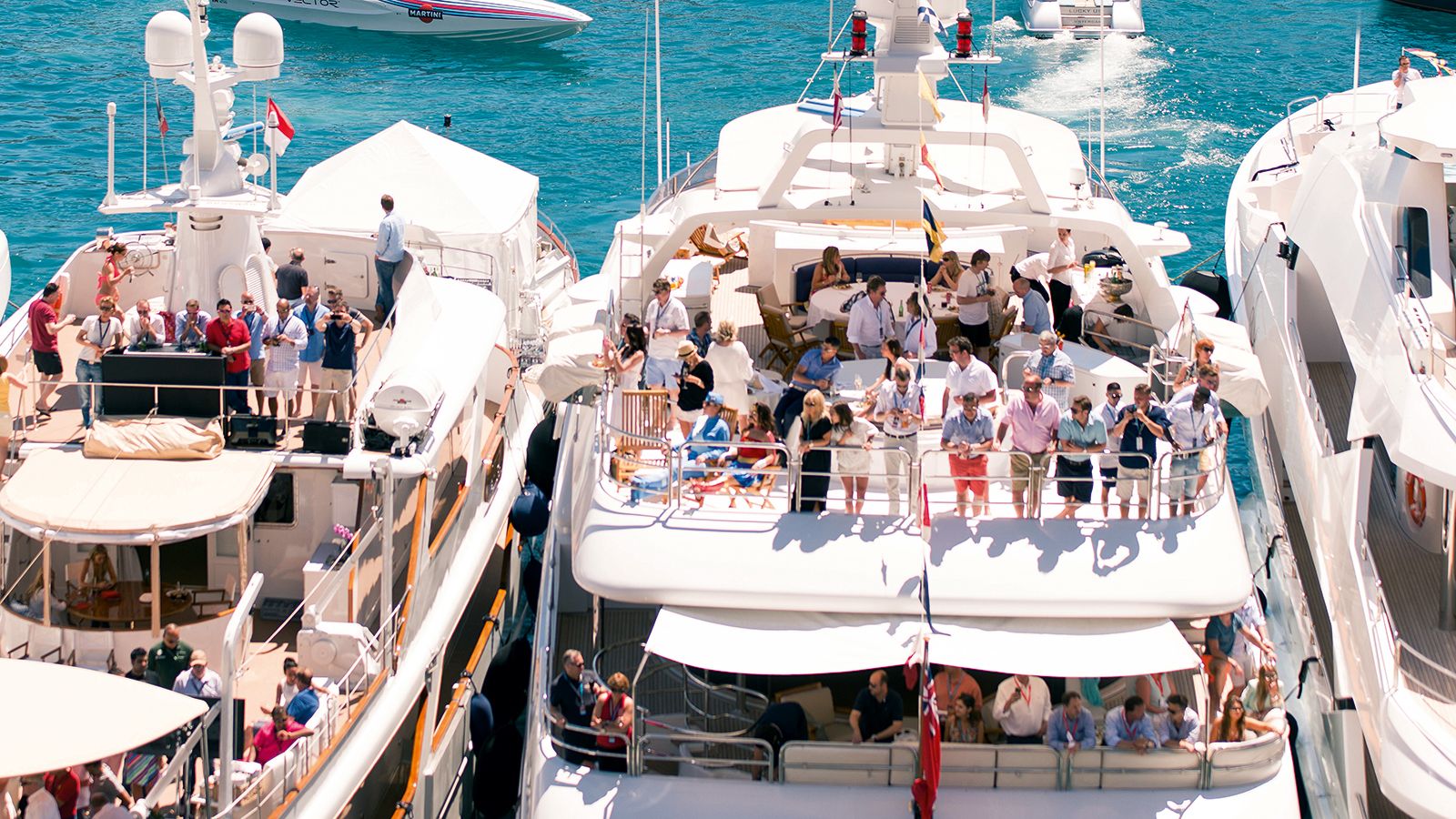 Party Boat Rentals (Near Me) Party Boat Rentals (Near Me)